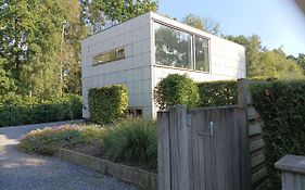 Woning Gelegen In Rustige Bosrijke Omgeving